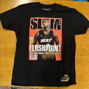 Mitchell & Ness Large Dwayne Wade black graphic t shirt